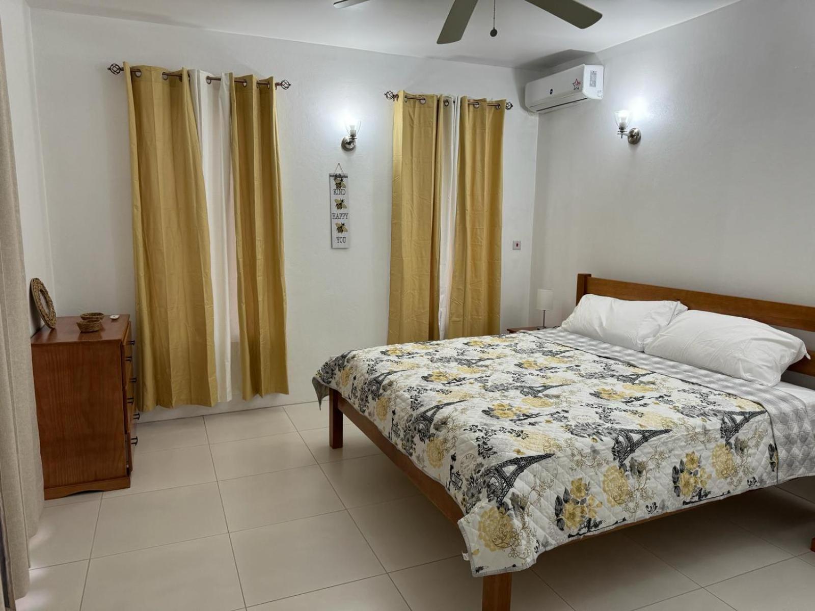 Eldorado Guesthouse & Car Rental Roseau Ruang foto